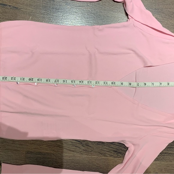 NWOT pink Benetton sweater - never worn. - Picture 3 of 6